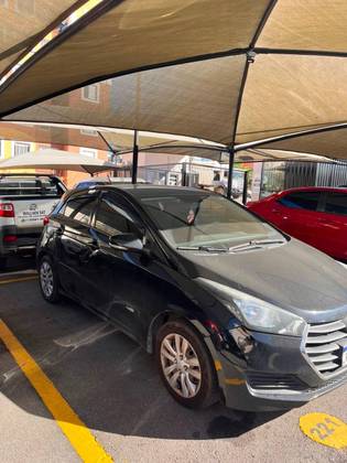 HYUNDAI HB20 1.6 COMFORT PLUS 16V FLEX 4P AUTOMÁTICO